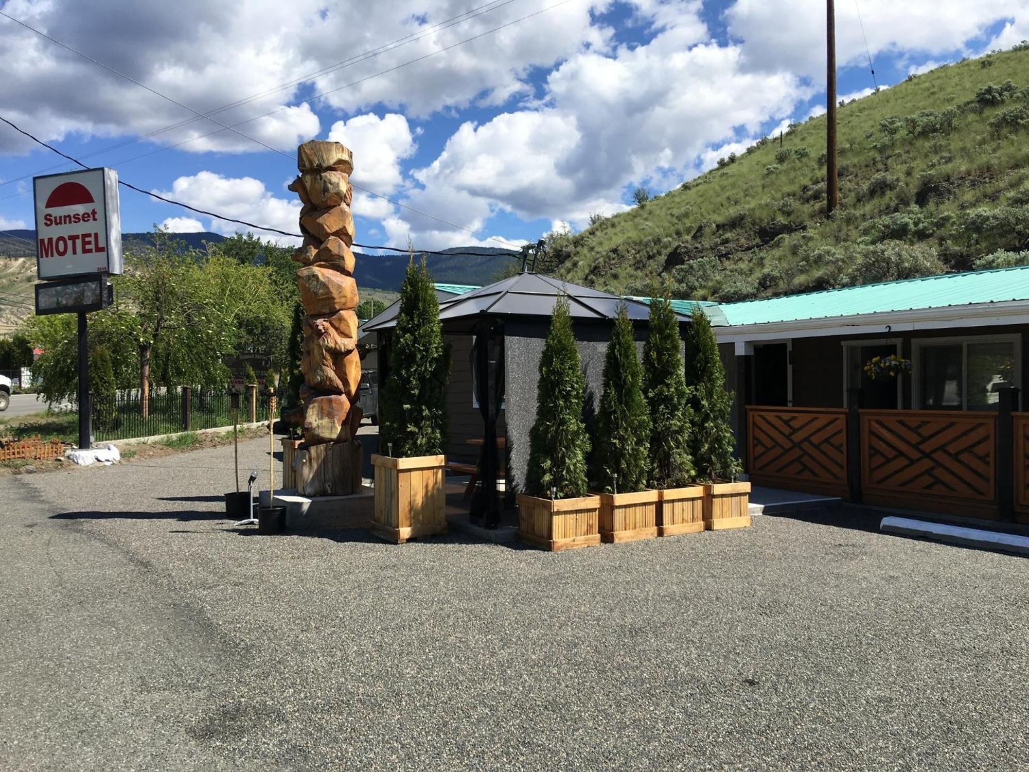 Sunset Motel Cache Creek Eksteriør billede